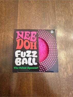 🔥🩷THE NeeDoh Fuzz Ball - Pink Velvet Squeeze 🩷Brand new, sealed 🔥 Great NeeDoh!